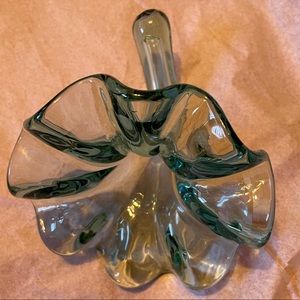 Vintage Beautiful Blue Glass Flower..Pretty Piece.